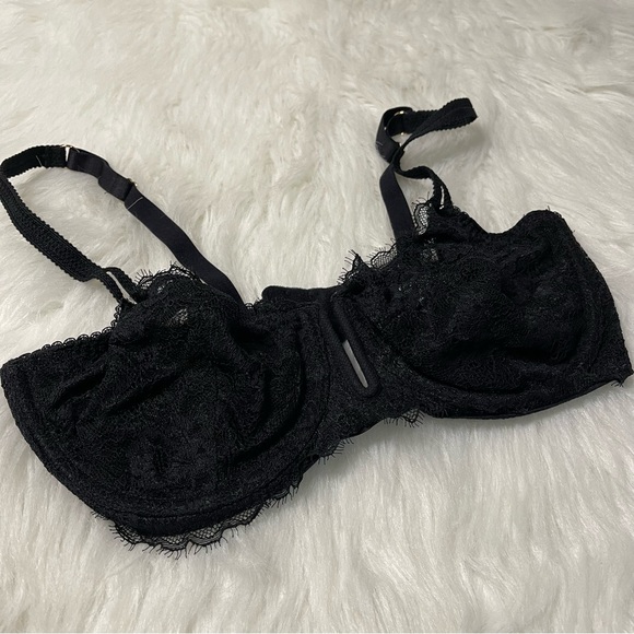 Auden Black Lace Bralette - Picture 3 of 6
